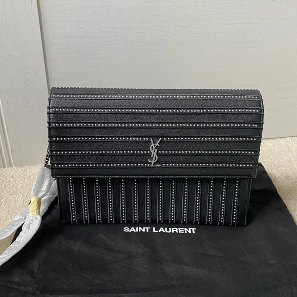 **AUTHENTIC YSL HANDBAG** - Picture 2 of 16